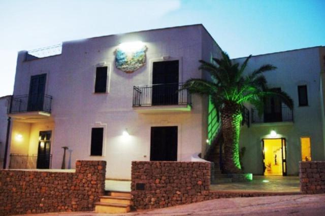 Torre Salina Acomodação com café da manhã Macari Exterior foto